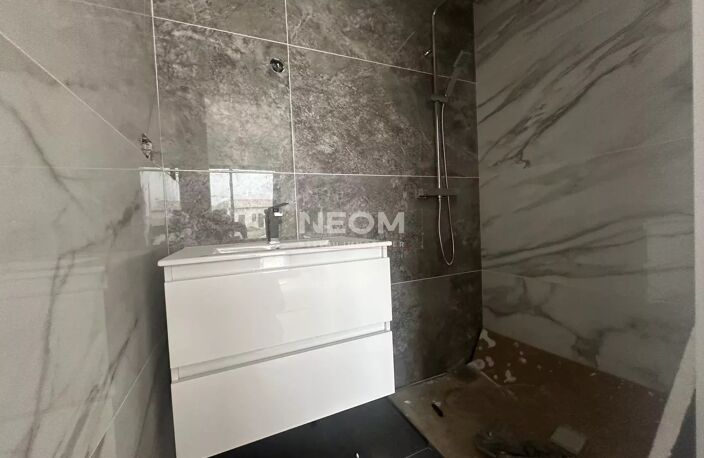 VILLA PLAIN PIED RT2012, 105 M² AVEC PISCINE ET GARAGE — photo 5