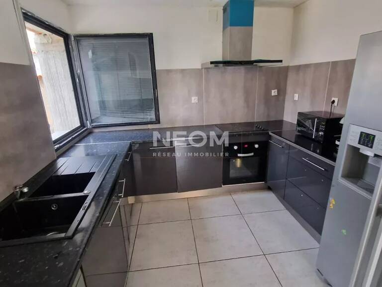 Maison R+1, 5 pièces, terrain piscinable 3 faces avec garage — photo 1