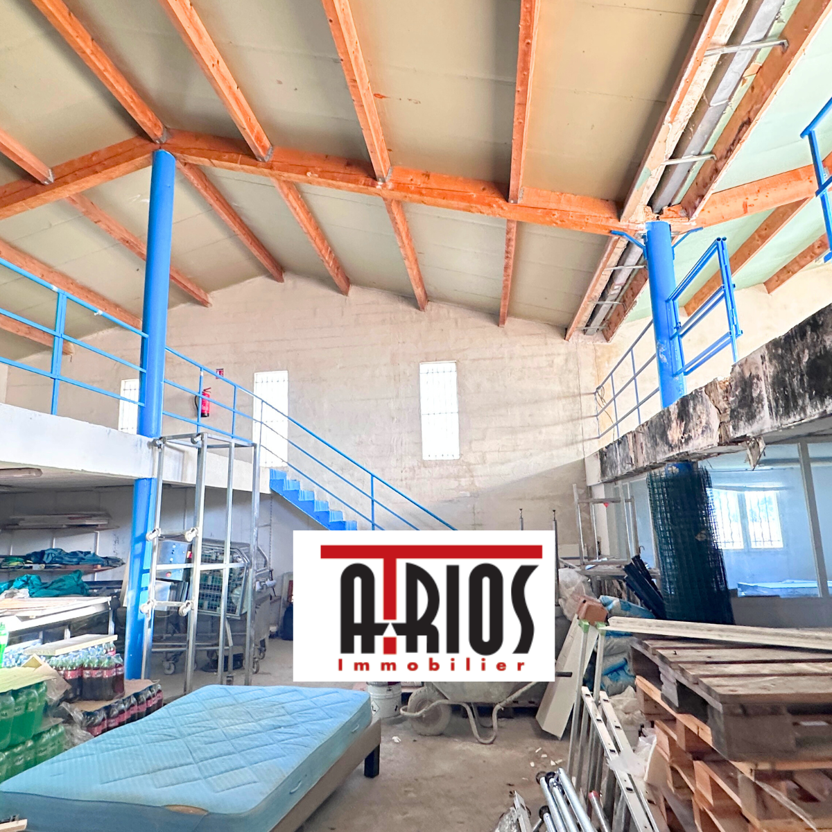 Local d'activit&eacute;s  à louer Cuers 83390