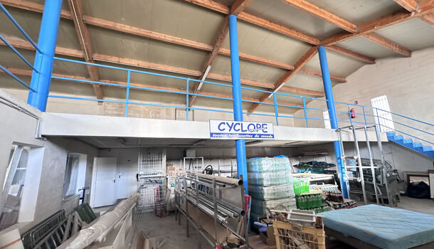 Local d'activit&eacute;s  à louer Cuers 83390