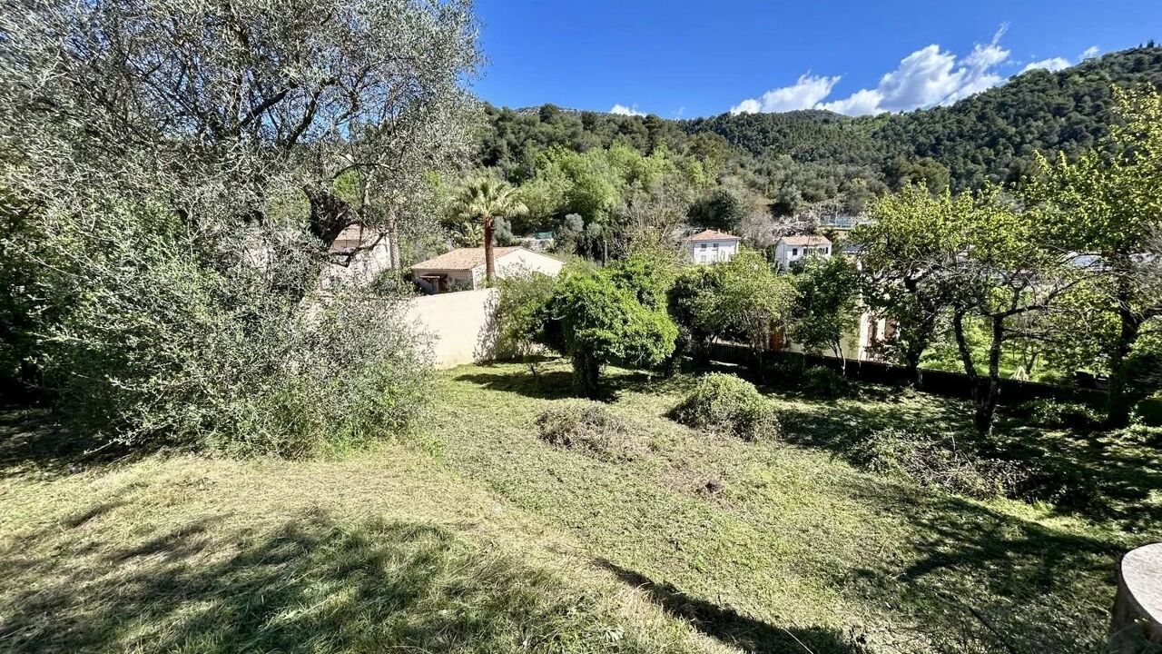 terrain  pièces 640 m2 à vendre à Tourrette-Levens (06690)