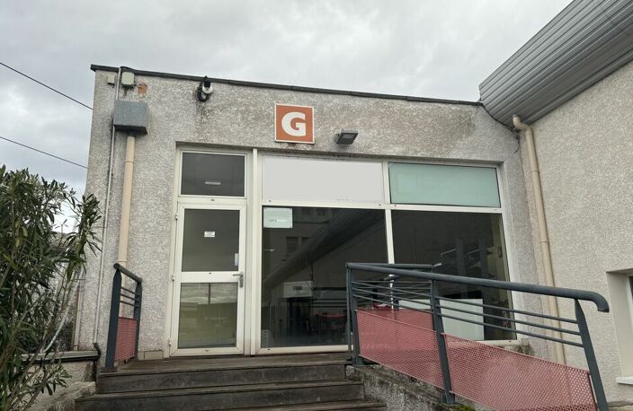BUREAUX à LOUER — photo 2