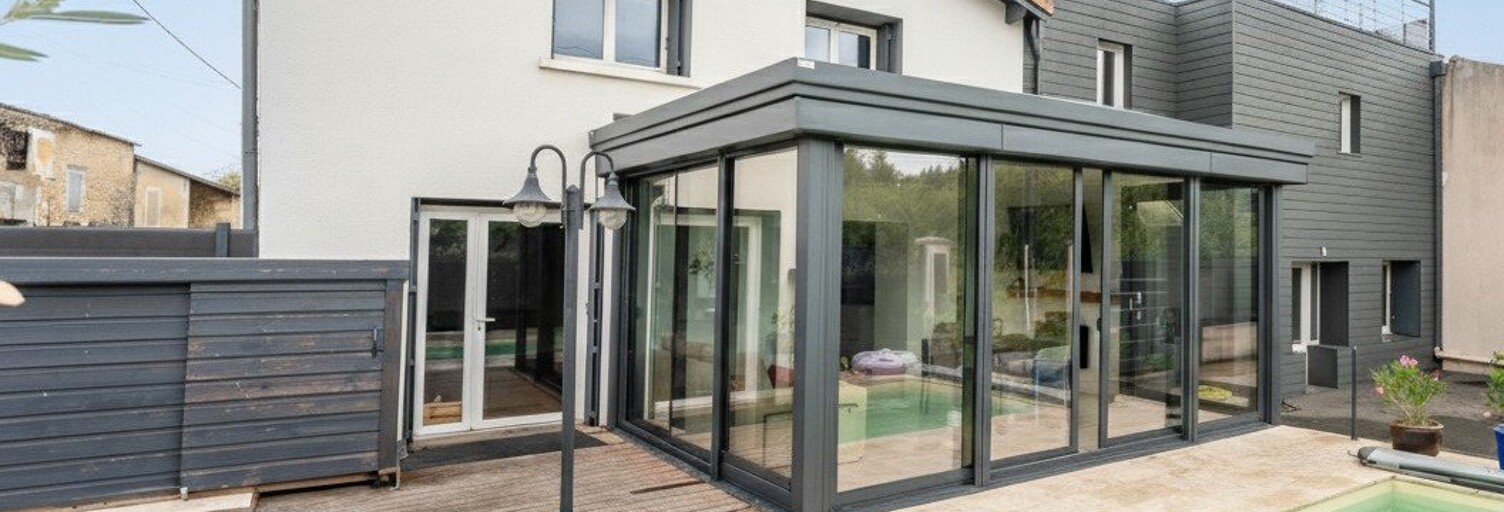 Maison 9 Pièces 187 m² à vendre à Brizambourg (17770)