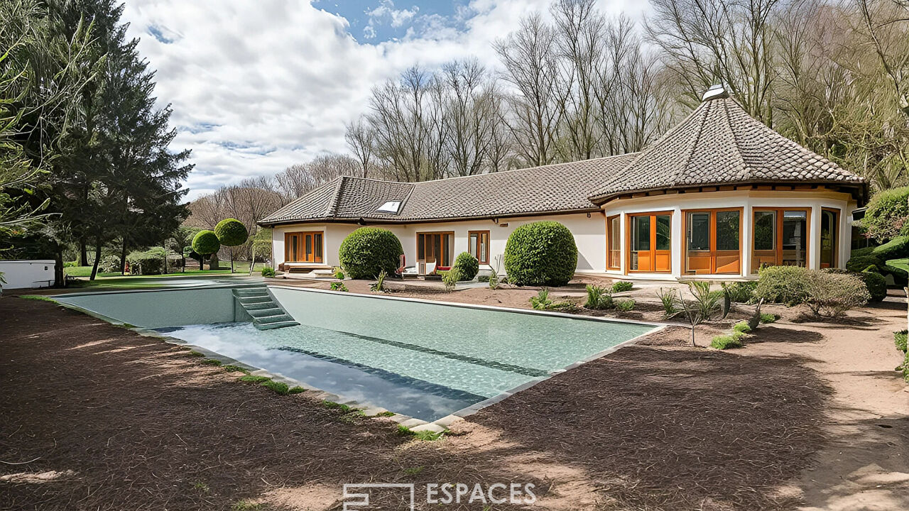 maison 10 pièces 444 m2 à vendre à Fontaines-sur-Saône (69270)