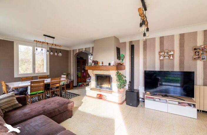 Vente maison 5 pièces 160 m² Colayrac-Saint-Cirq (47450) — photo 2