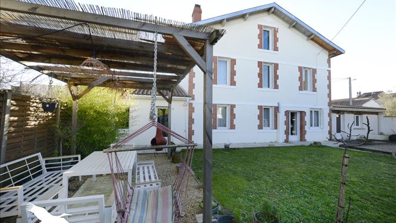 maison 6 pièces 146 m2 à vendre à Angoulême (16000)