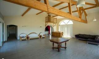 Maison 5 Pièces 380 m² à vendre à Sauveterre-de-Guyenne (33540)