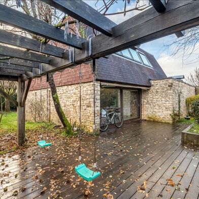 Maison 6 pièces 337600 €