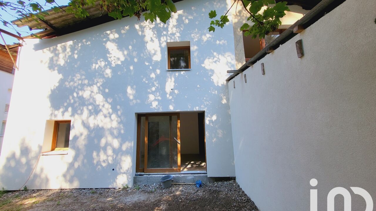 maison 4 pièces 80 m2 à vendre à La Pierre (38570)