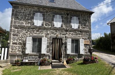 vente maison 188 000 € à proximité de Saint-Pierre-le-Chastel (63230)