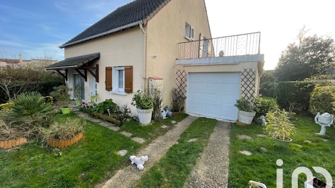 maison 5 pièces 94 m2 à vendre à Savigny-le-Temple (77176)