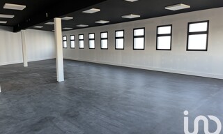 Immeuble  141 m² à vendre à Tresses (33370)