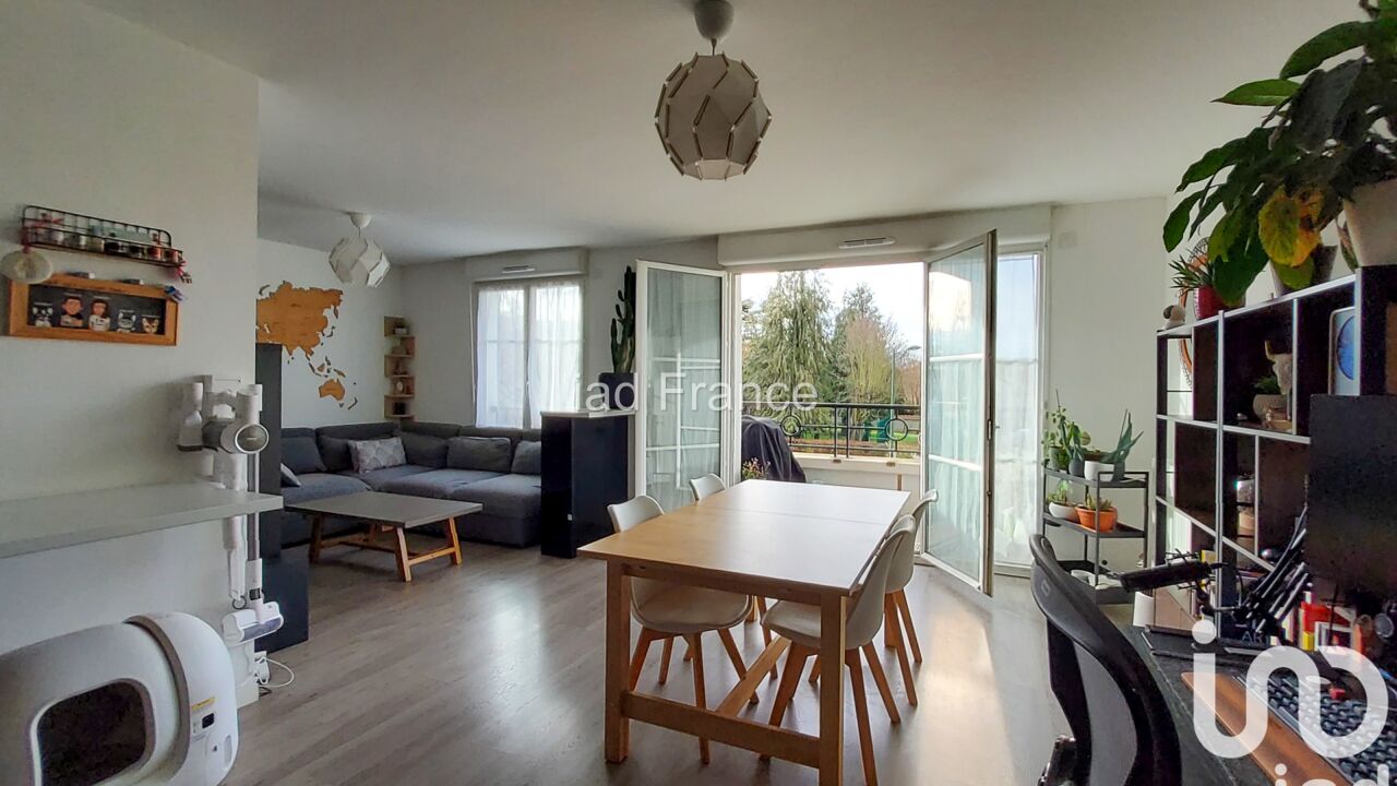 appartement 3 pièces 70 m2 à vendre à Plaisir (78370)