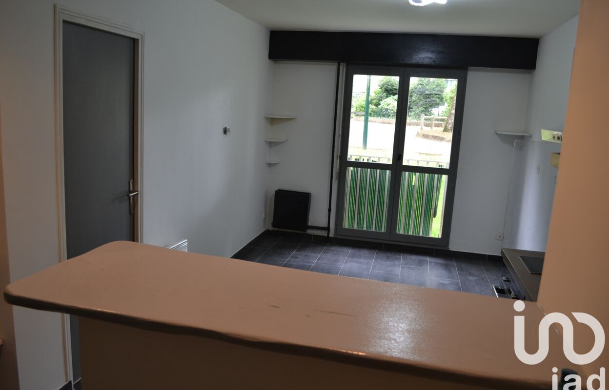 appartement 2 pièces 32 m2 à louer à Les Ulis (91940)