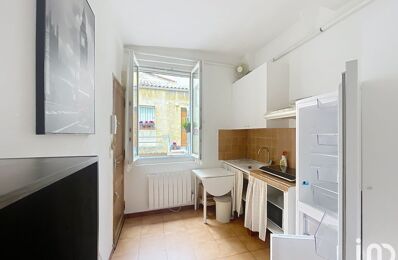 location appartement 588 € CC /mois à proximité de Venelles (13770)