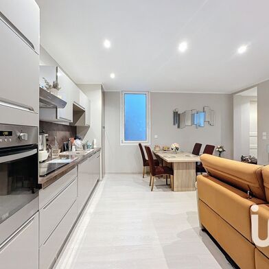 Appartement 3 pièces 158000 €