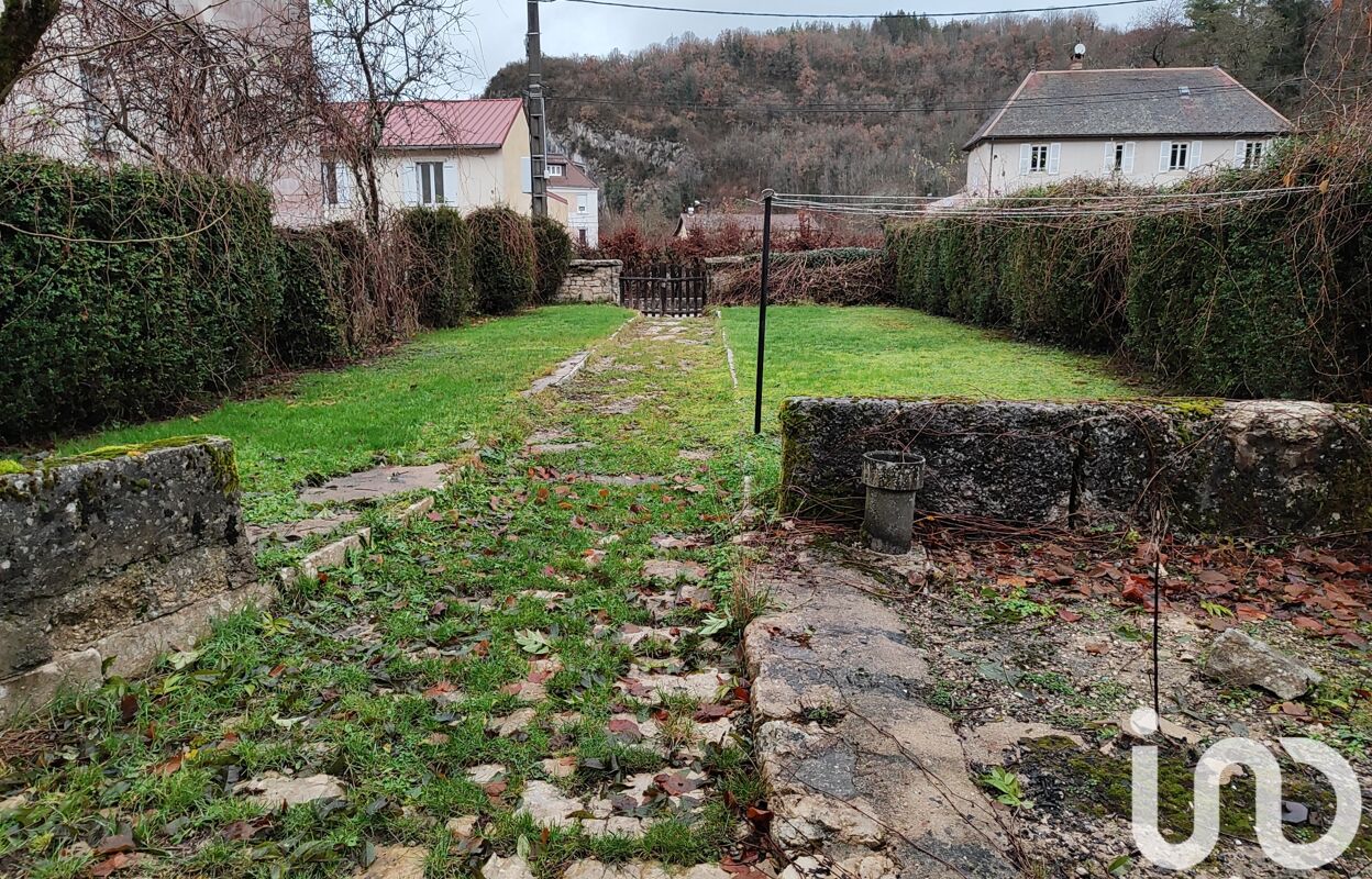 immeuble  pièces 205 m2 à vendre à Moirans-en-Montagne (39260)