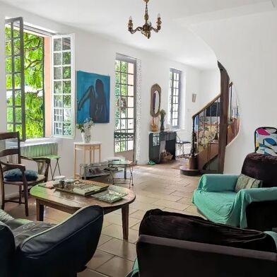 Maison 8 pièces 610000 €