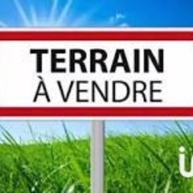 Terrain 800 m²