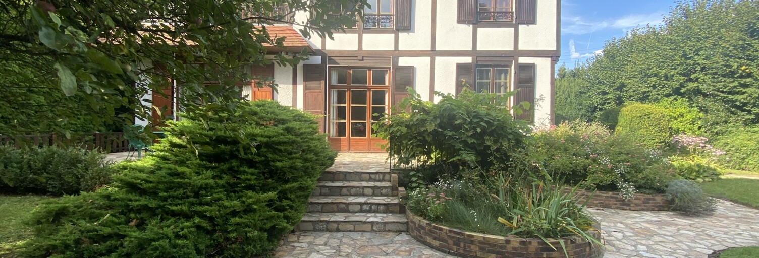 Maison 8 Pièces 220 m² à vendre à Noyon (60400)