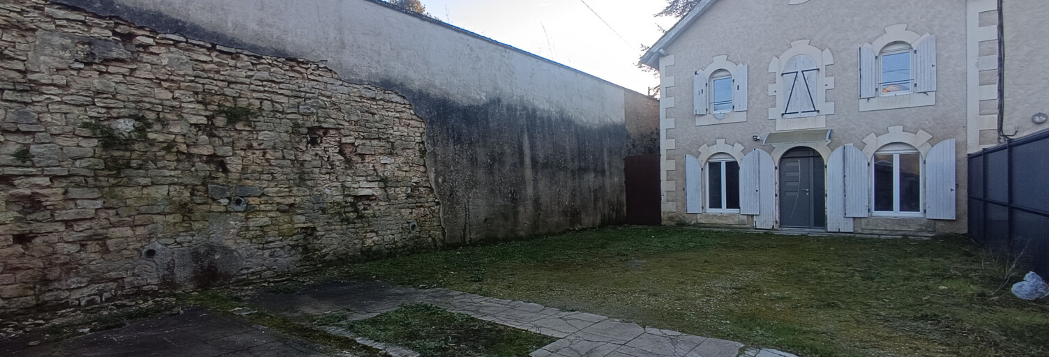 Maison 5 Pièces 118 m² à vendre à Vouillé (86190)