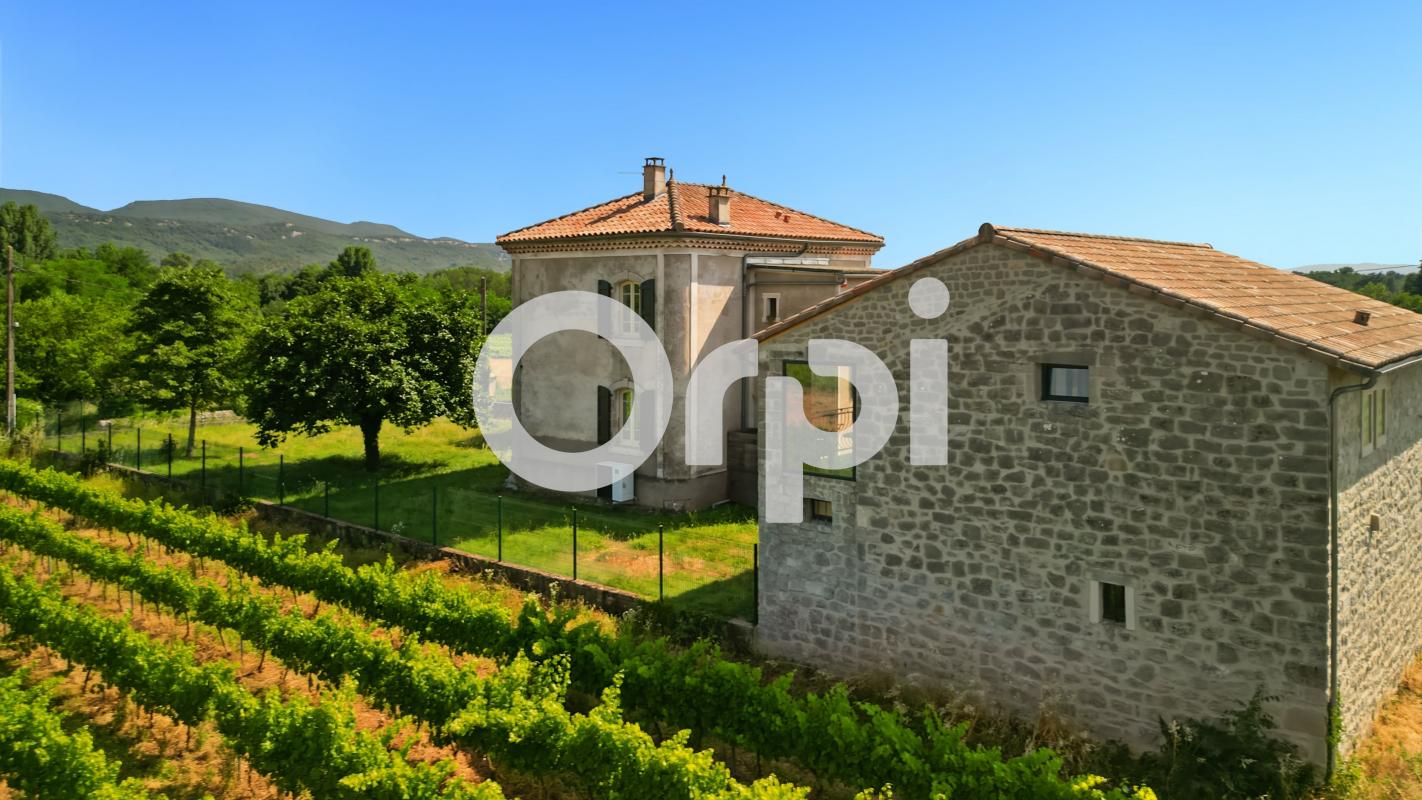 Villa / Maison  T7 à vendre Ruoms 07120