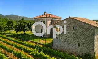 Maison 7 Pièces 188 m² à vendre à Ruoms (07120)