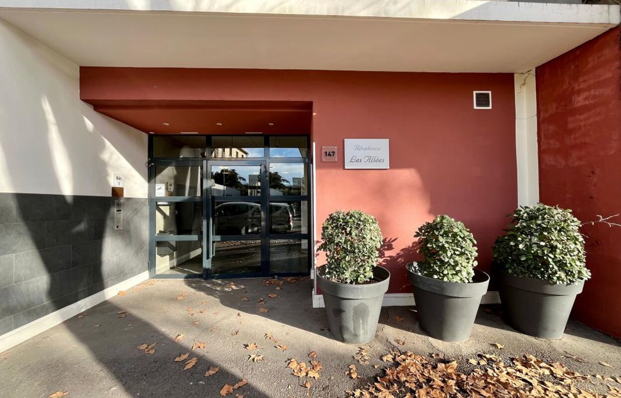 appartement 2 pièces  m2 à vendre à Salon-de-Provence (13300)