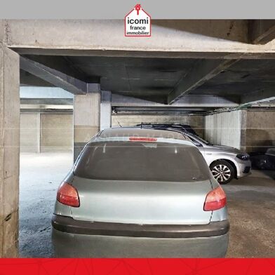 Parking 12 m²