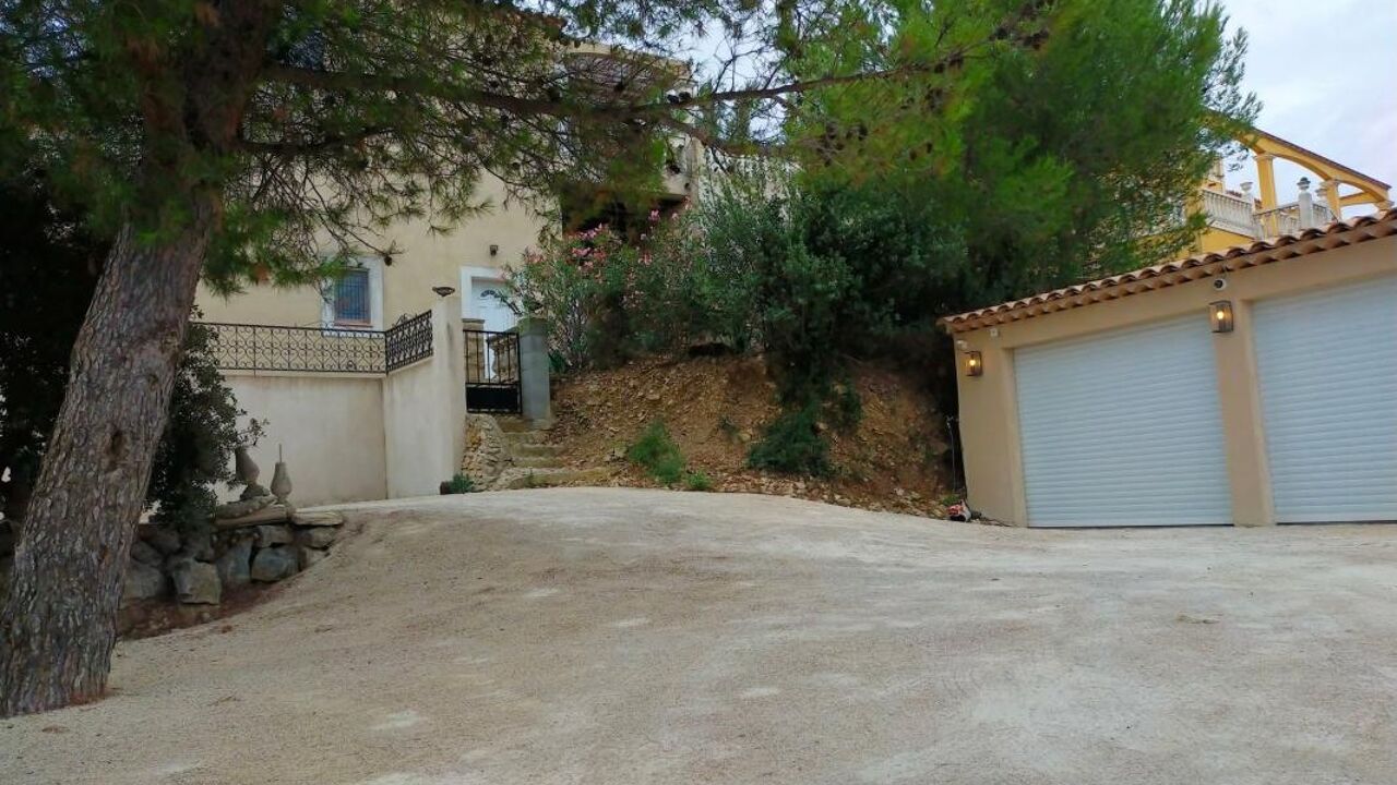 maison 6 pièces 162 m2 à vendre à Beaucaire (30300)