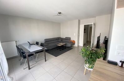 location appartement 1 660 € CC /mois à proximité de Farges (01550)