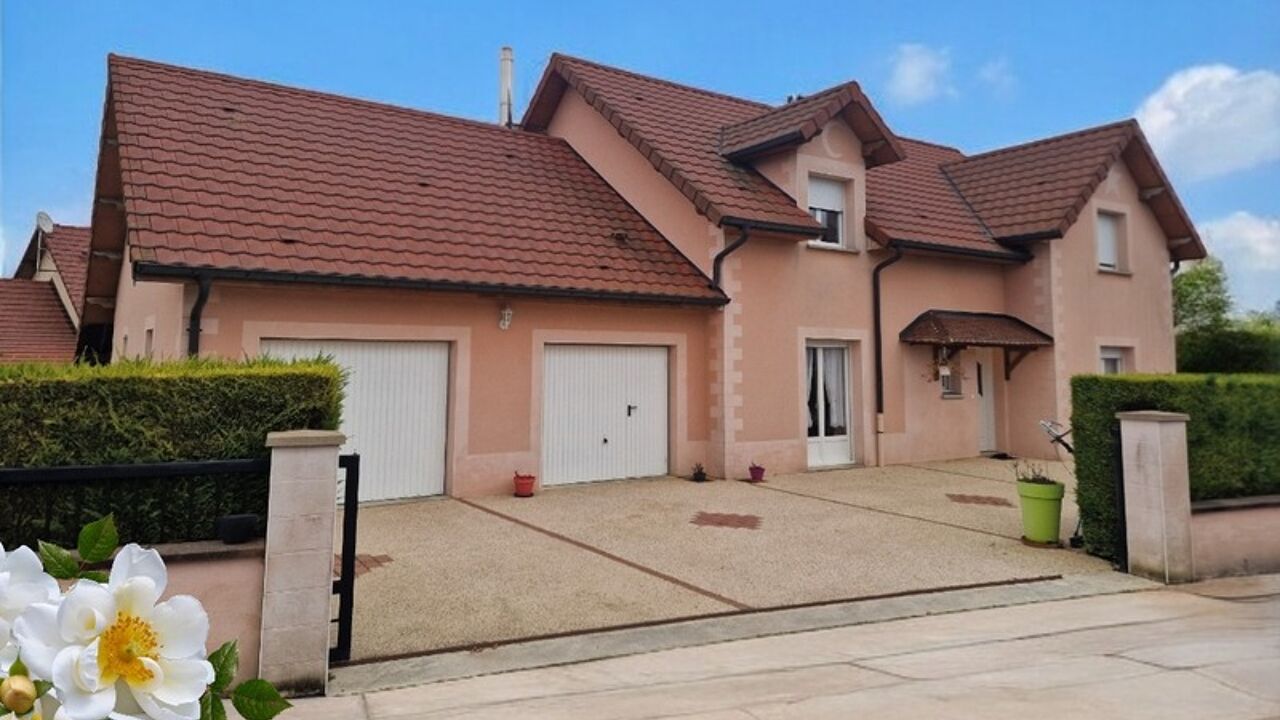 maison 6 pièces 200 m2 à vendre à Corre (70500)