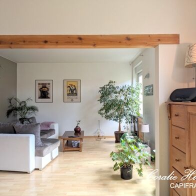 Appartement 9 pièces 145 m²