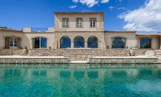 Maison 10 Pièces 625 m² à vendre à Châteauneuf-Grasse (06740)