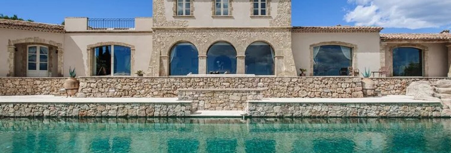 Maison 10 Pièces 625 m² à vendre à Châteauneuf-Grasse (06740)