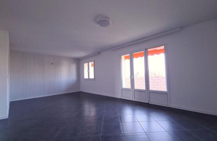 Appartement - 90m ² — photo 3