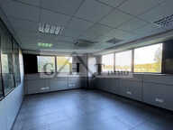 A LOUER - FERRIERES EN BRIE - 4662 M² ENTREPOT / LOCAL ACTIVITES — photo 4