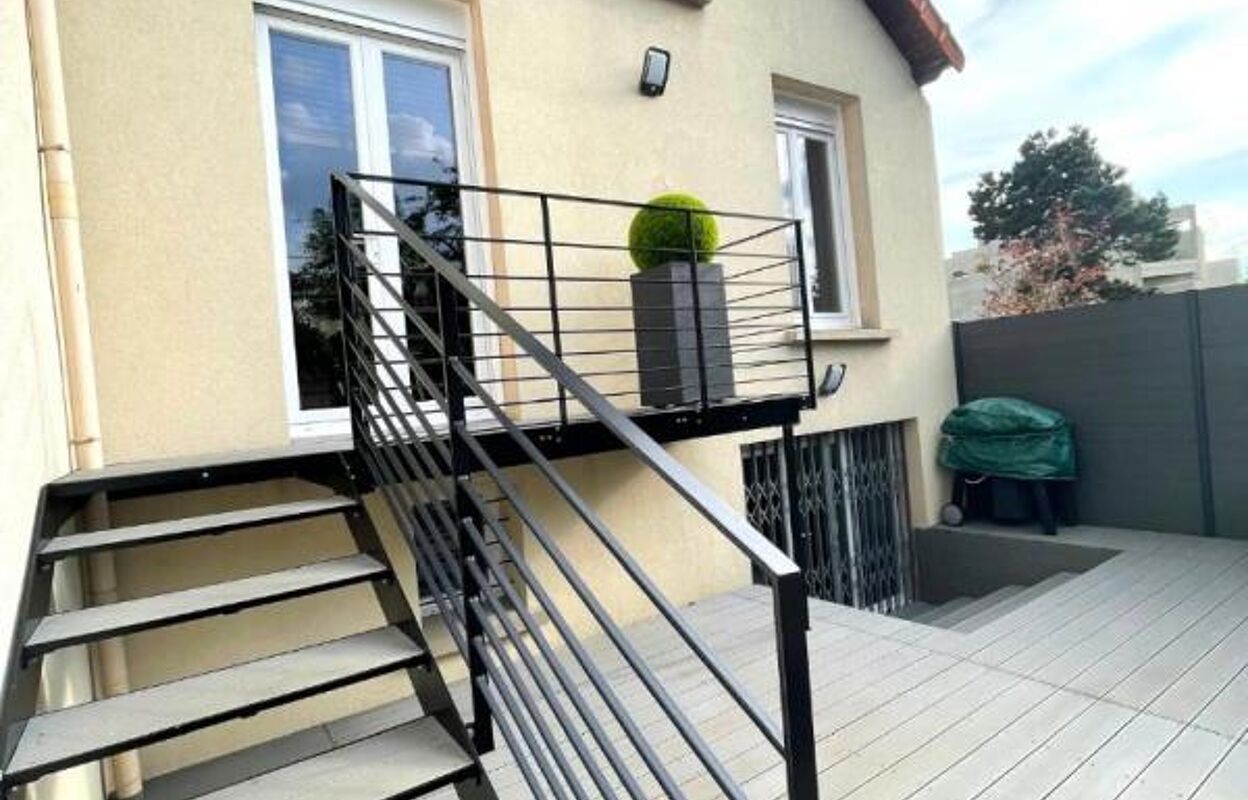 maison 5 pièces 156 m2 à vendre à Créteil (94000)