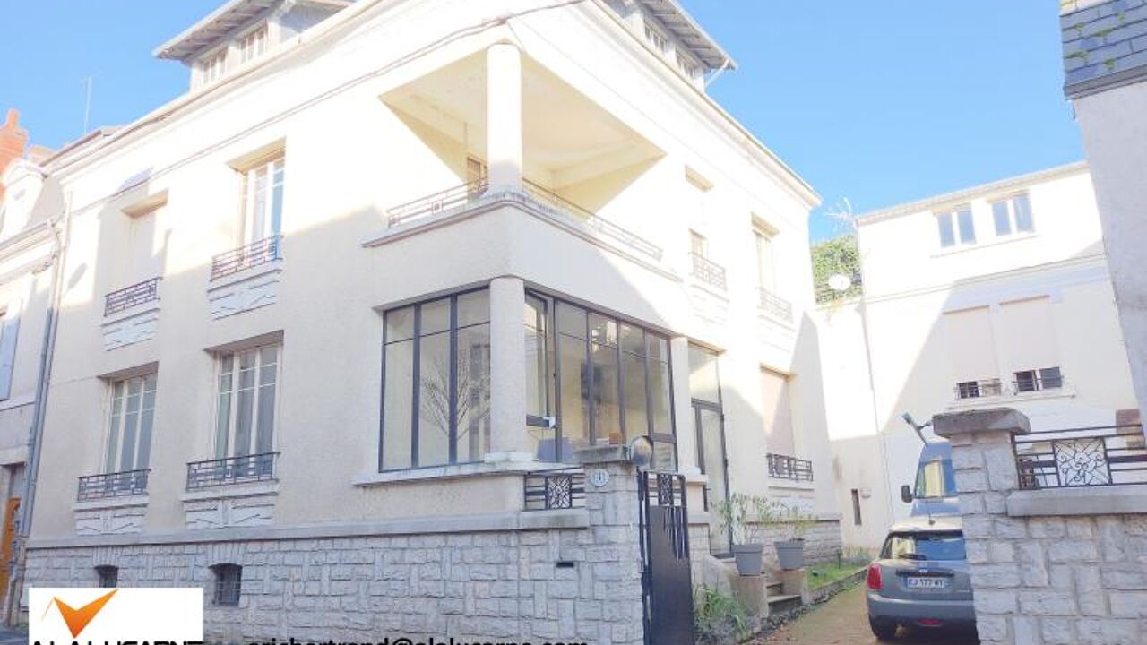 maison 7 pièces 173 m2 à vendre à Vierzon (18100)