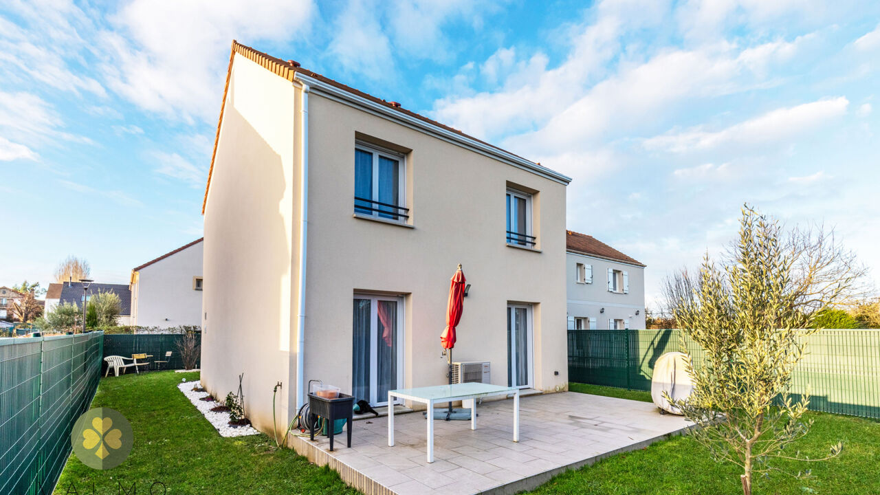 maison 4 pièces 82 m2 à vendre à La Queue-les-Yvelines (78940)