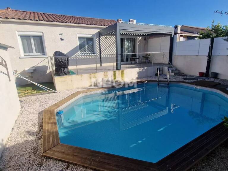 Villa T4 avec garage,  jardin et piscine — photo 1