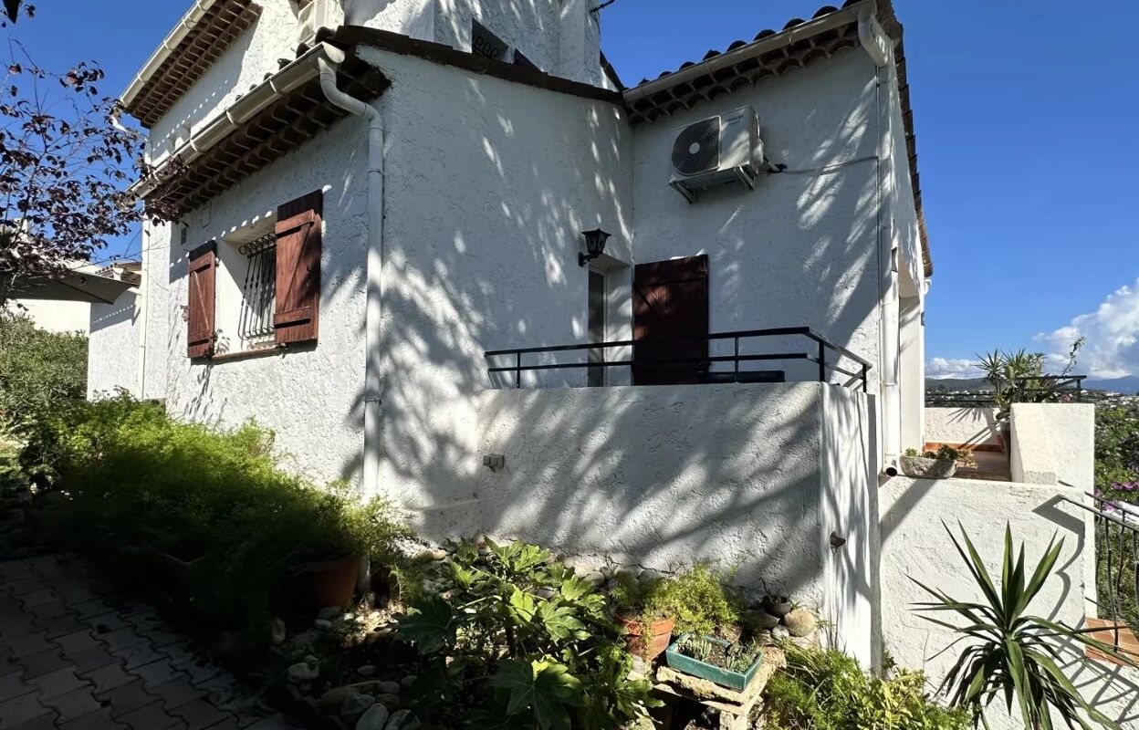 maison 6 pièces 165 m2 à vendre à Nice (06200)