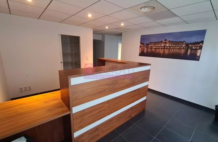 Local commercial — photo 3