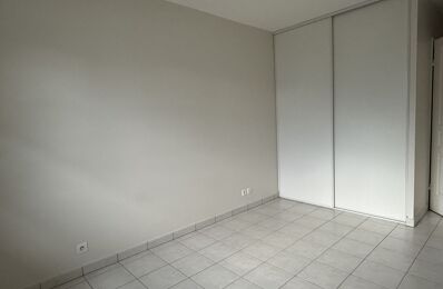 location appartement 1 385 € CC /mois à proximité de Évry (91000)