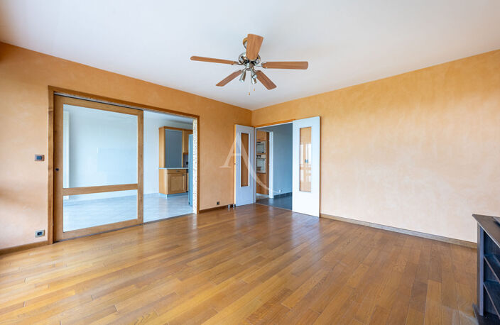 Appartement Préfecture Cergy Pontoise 5 pièce(s) 90 m2 — photo 2