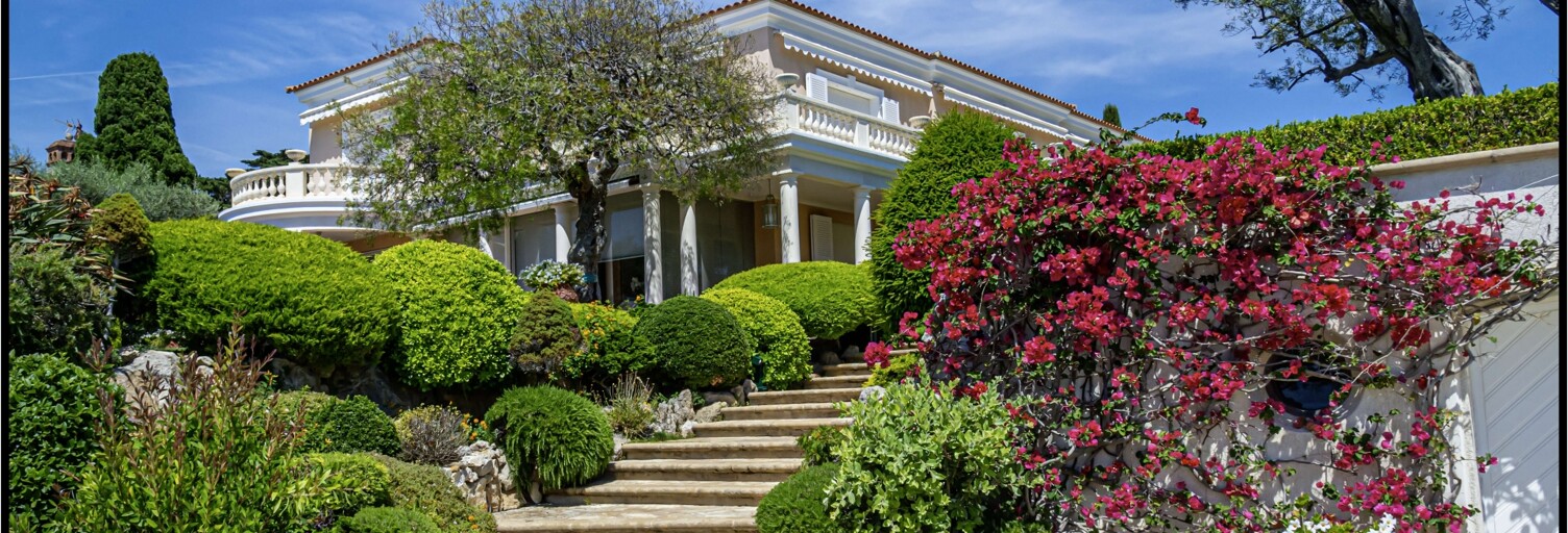 Maison 15 Pièces 555 m² à vendre à Antibes (06160)