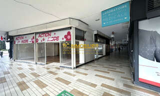 Commerce  99 m² à vendre à Marseille 9 (13009)