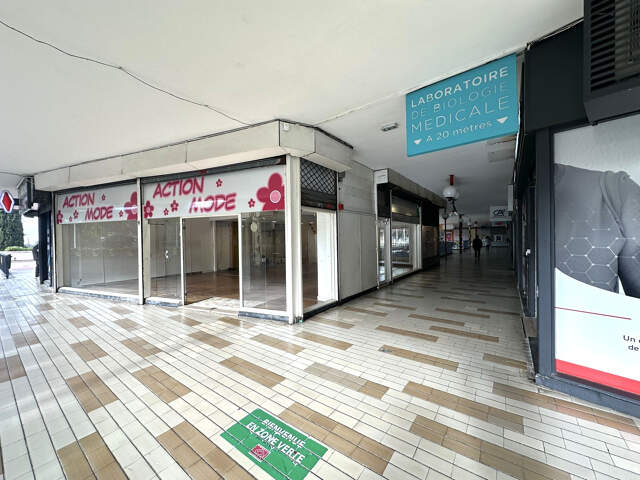 ROUVIERE 9EME : LOCAL COMMERCIAL DE 99.47 M2 — photo du bien