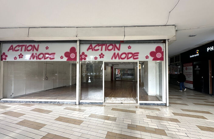 ROUVIERE 9EME : LOCAL COMMERCIAL DE 99.47 M2 — photo 4
