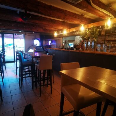 Commerce  199800 €